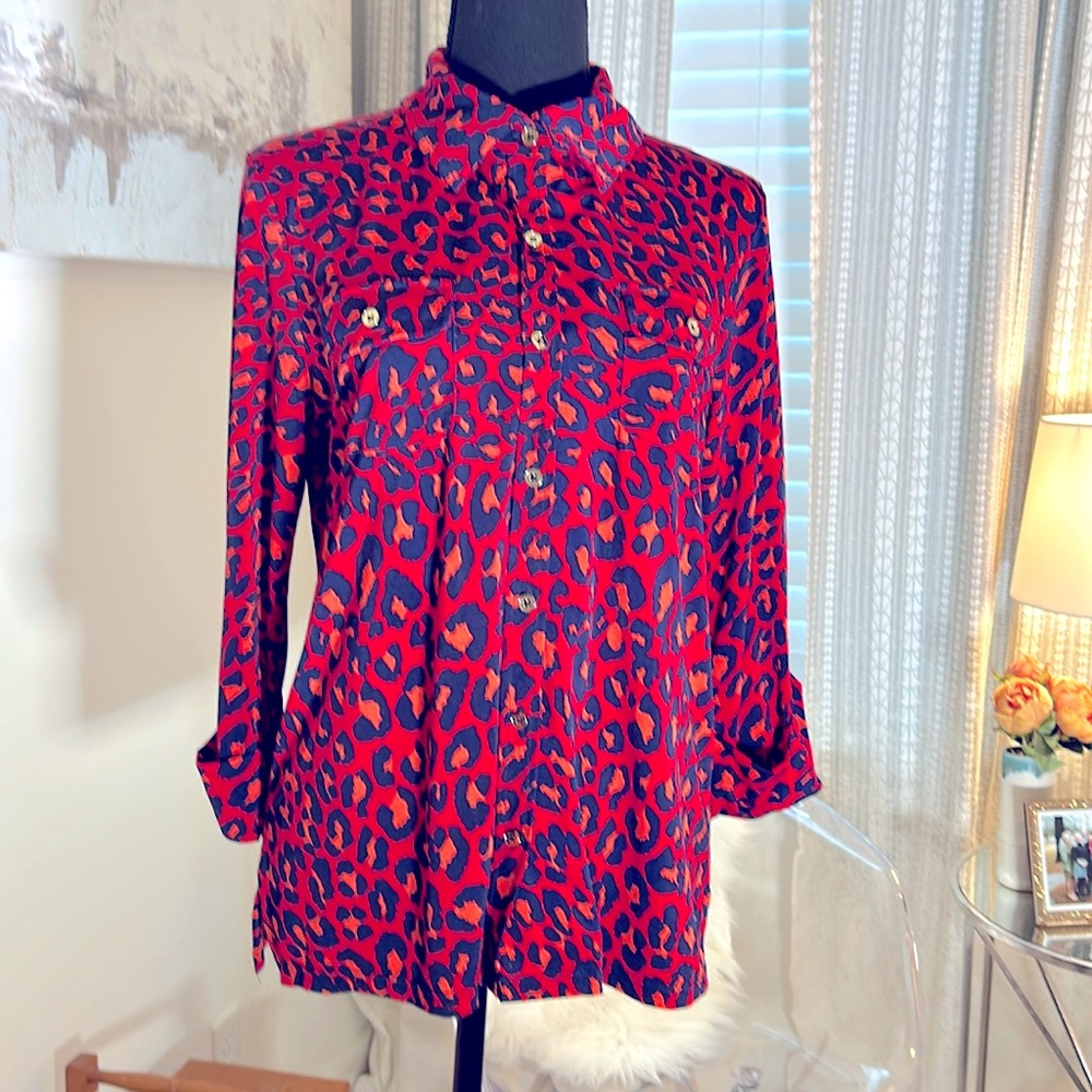 Jones New York signature blouse. Size medium petite